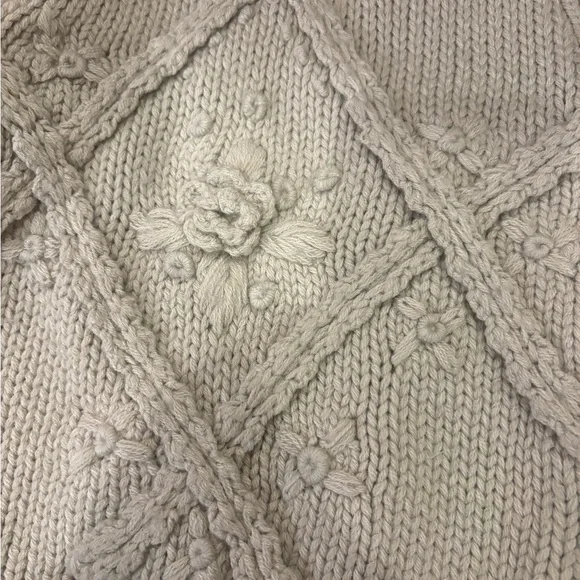 Zara Women's Beige Textured Cardigan - Picture 3 of 5